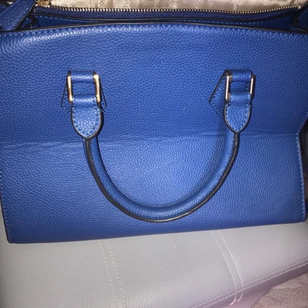 Michael Kors purse - Picture 2 of 5